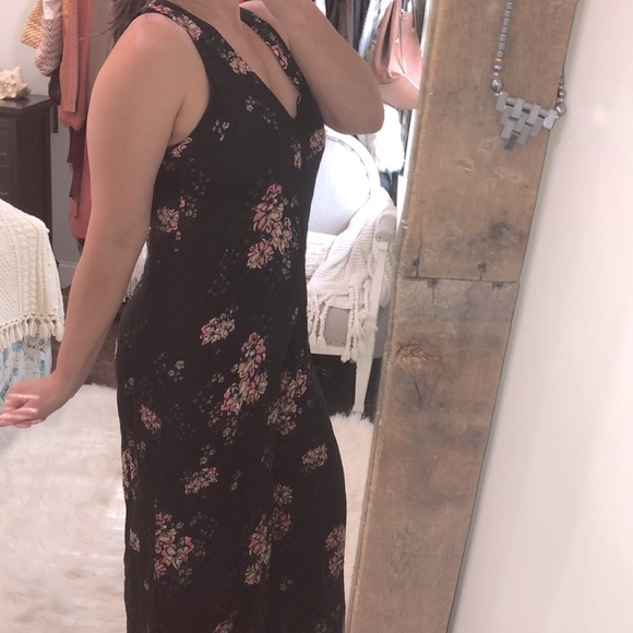 Somedays lovin size medium black floral boho pantsuit jumper - Picture 2 of 7
